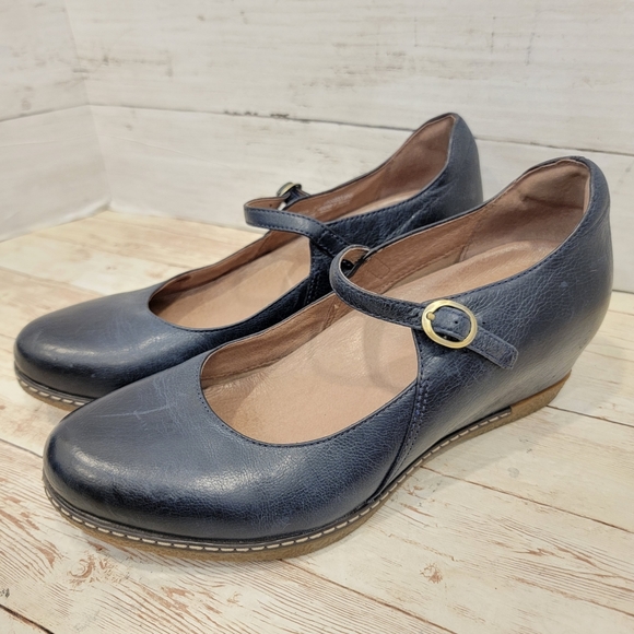 dansko loralie shoes
